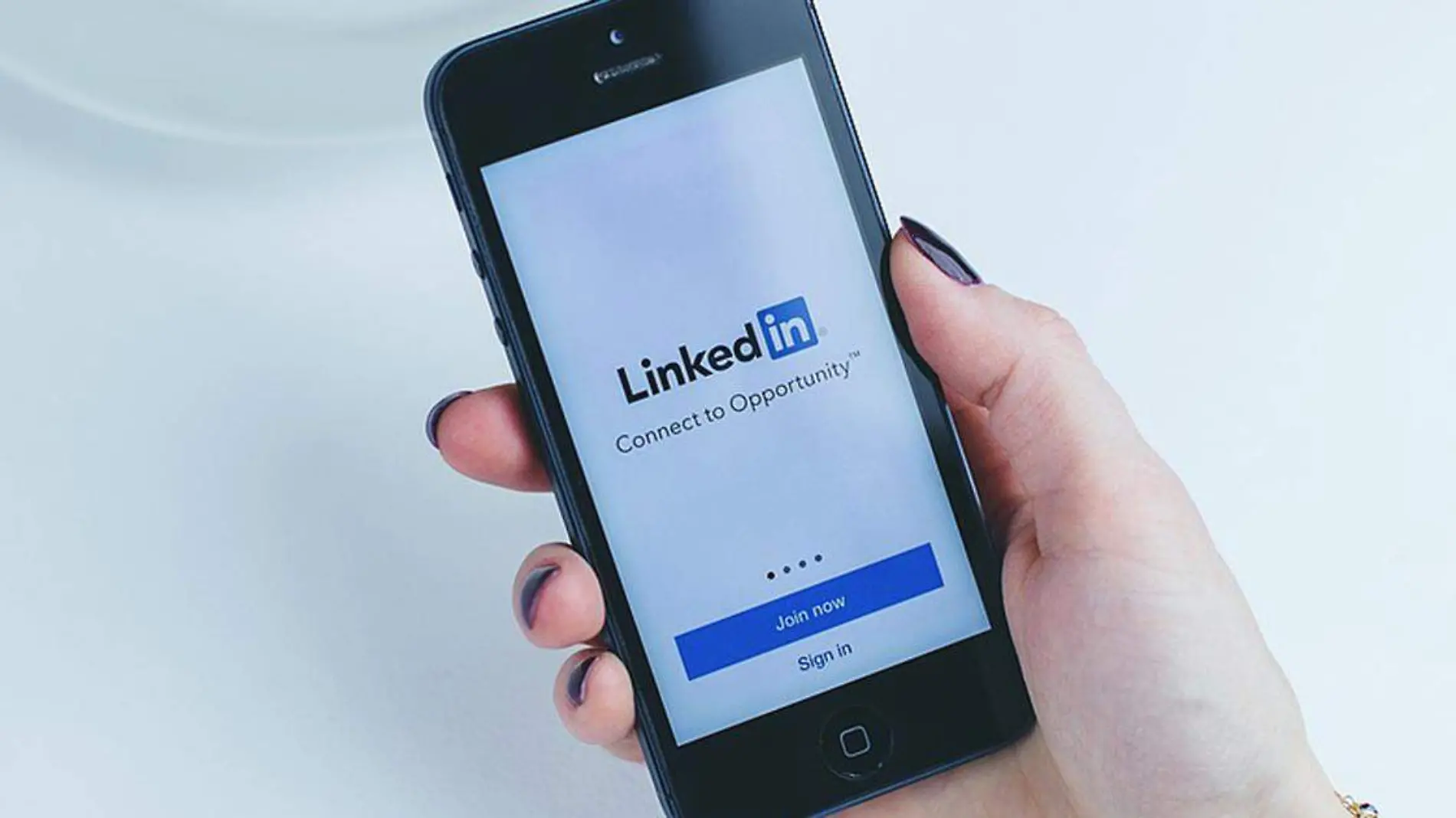 Una de las redes sociales profesionales más importantes del mundo es LinkedIn